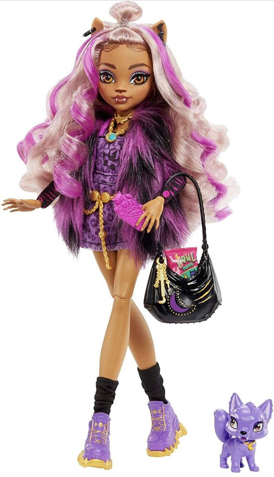 Monster High Doll Clawdeen Wolf with Accessories and Pet Dog Posable Fashion